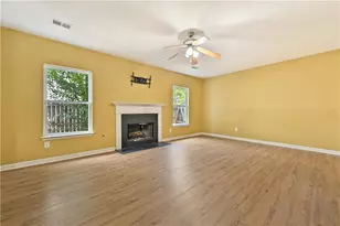 4201 Ash Tree St, Snellville, GA 30039 - Photo 18