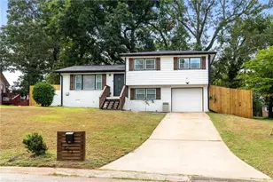 1467 Timms Cir SE, Atlanta, GA 30316 - Photo 1