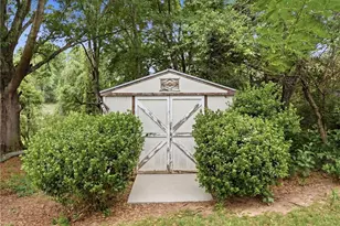 8790 Bay Creek Ln, Gainesville, GA 30506 - Photo 24