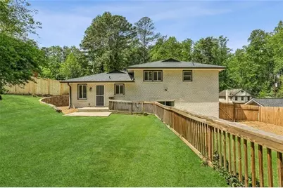 1888 La Mesa, Decatur, GA 30032 - Photo 32