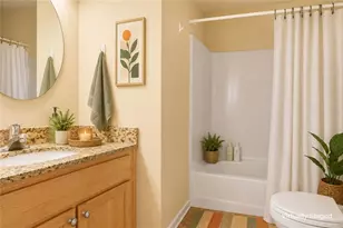 1041 State St NW, Atlanta, GA 30318 - Photo 6