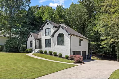 1208 Commonwealth Avenue SW, Marietta, GA 30064 - Photo 2
