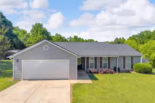 163 Ridgeland Dr, Maysville, GA 30558 - Photo 1