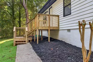 4185 Bradley Dr, Snellville, GA 30039 - Photo 4