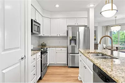 200 River Vista Drive #424, Atlanta, GA 30339 - Photo 4