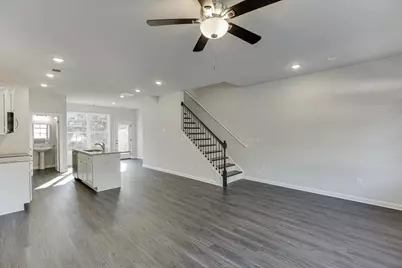 375 Collins Industrial Way, Lawrenceville, GA 30043 - Photo 18