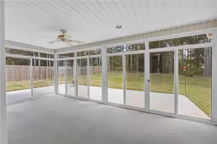 2920 Meadow Gate Way, Loganville, GA 30052 - Photo 44
