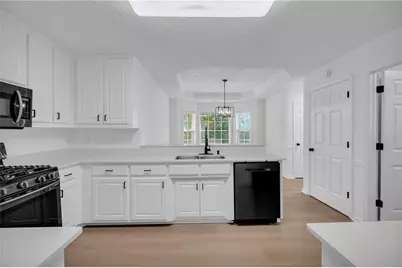 2920 Meadow Gate Way, Loganville, GA 30052 - Photo 20
