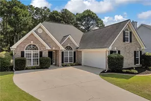 2920 Meadow Gate Way, Loganville, GA 30052 - Photo 4