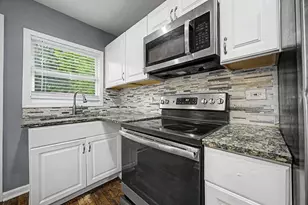 2146 Nelms Dr SW, Atlanta, GA 30315 - Photo 2