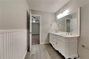 2245 Huntington Dr, Loganville, GA 30052 - Photo 10