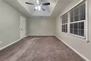 2245 Huntington Dr, Loganville, GA 30052 - Photo 8