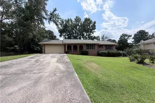 2305 Village Dr, Covington, GA 30016 - Photo 2