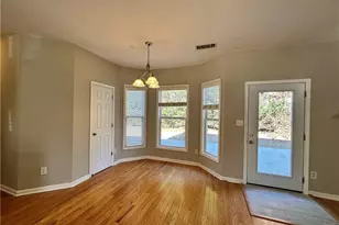 2403 Walnut Tree Ln, Buford, GA 30519 - Photo 20