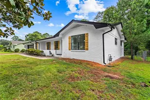 4607 Bexley Dr, Stone Mountain, GA 30083 - Photo 2
