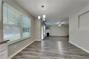 4808 Chafin Point Ct, Snellville, GA 30039 - Photo 4