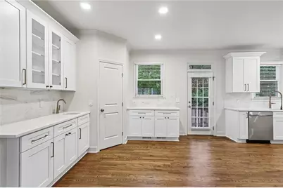 2237 Parkview Court NW, Atlanta, GA 30318 - Photo 8