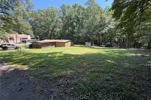 185 Smyrna St SE, Acworth, GA 30101 - Photo 1