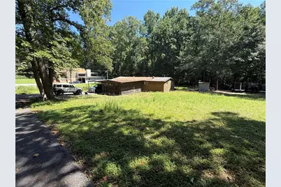 185 Smyrna Street SE, Acworth, GA 30101 - Photo 10