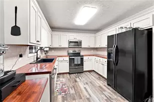 129 Greatwood Dr, White, GA 30184 - Photo 14