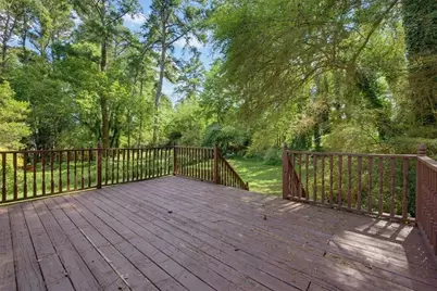 429 Sherwood Circle, Stone Mountain, GA 30087 - Photo 24