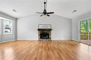407 Sheppard Crossing Ct, Stone Mountain, GA 30083 - Photo 8