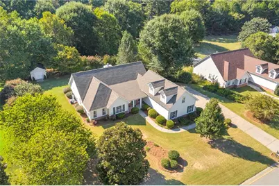 123 Berry Hill Lane, Hoschton, GA 30548 - Photo 2