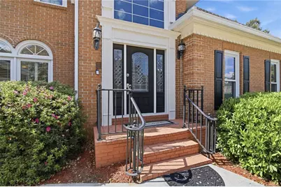 1251 Bridgewater Walk, Snellville, GA 30078 - Photo 6