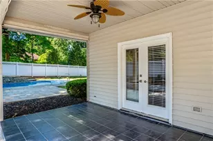 709 Oak Moss Dr, Lawrenceville, GA 30043 - Photo 38