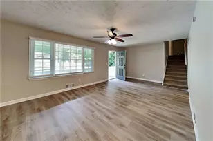 5104 Dogwood Hills Dr, Sugar Hill, GA 30518 - Photo 2