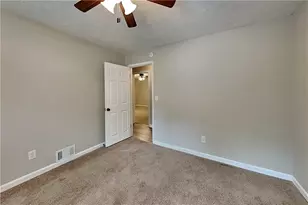 5104 Dogwood Hills Dr, Sugar Hill, GA 30518 - Photo 14