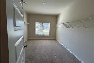 60 Charleston Dr, Senoia, GA 30276 - Photo 1
