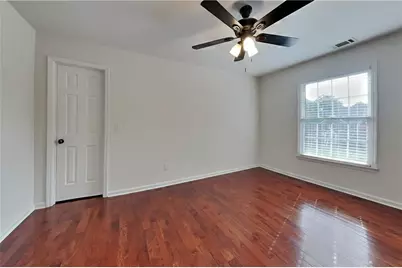1025 Russell Point, Suwanee, GA 30024 - Photo 16
