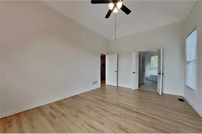 1025 Russell Point, Suwanee, GA 30024 - Photo 6