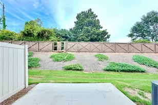 2560 Norwich Trace, Snellville, GA 30078 - Photo 36