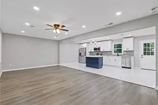 2176 Deer Trail, Suwanee, GA 30024 - Photo 4