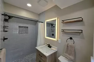 2457 Sunset Dr NE, Atlanta, GA 30345 - Photo 12