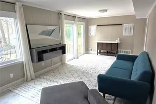 2457 Sunset Dr NE, Atlanta, GA 30345 - Photo 6