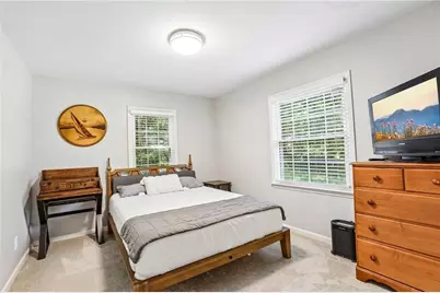 4372 Ashwoody Trail NE, Atlanta, GA 30319 - Photo 18