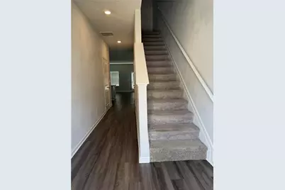 137 Village Green Drive NW, Adairsville, GA 30103 - Photo 2