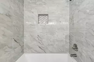 2592 Baker Rd, Atlanta, GA 30318 - Photo 16