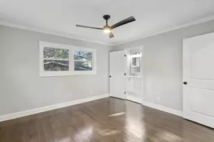 2592 Baker Rd, Atlanta, GA 30318 - Photo 22