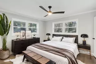 2592 Baker Rd, Atlanta, GA 30318 - Photo 20