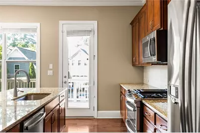 1760 Alec Place NE, Atlanta, GA 30329 - Photo 10