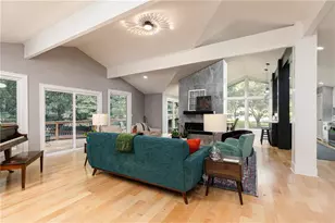 371 Clear Spring Ct, Marietta, GA 30068 - Photo 8