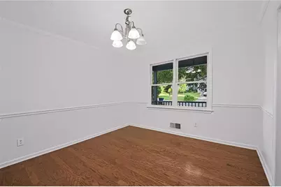 2021 Hunters Cove Dr, Lawrenceville, GA 30044 - Photo 6