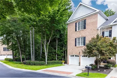 5492 Glenridge Drive #524, Atlanta, GA 30342 - Photo 2