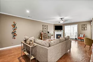 967 Cambron Cmns Trce, Suwanee, GA 30024 - Photo 6