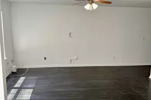6504 Holly Ln, Union City, GA 30291 - Photo 8