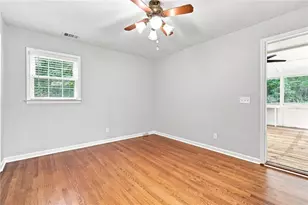 2633 Creek Ln SW, Snellville, GA 30078 - Photo 18